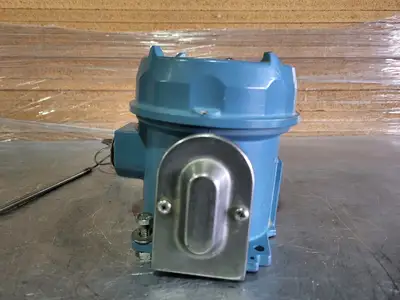 Used UNITED ELECTRIC E121-13273 Switchgears British Columbia CA | Lenmark #242452