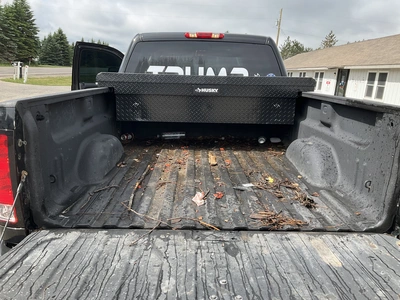 USED 2011 GMC SIERRA 2500