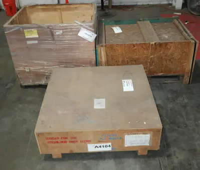 3 CRATES OF ASSORTED STEEL, ROLLER CHAIN, PLATES, DRUM DOORS