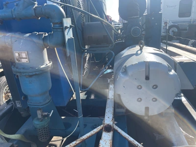 USED 2002 QUINCY QSI-750