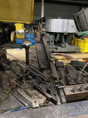 USED 1998 WARREN WT-30