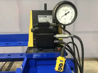 USED ENERPAC PER-3042