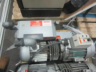 2135-310 Busch Single Stage Rotary Vane Vacuum Pump, Model RC900