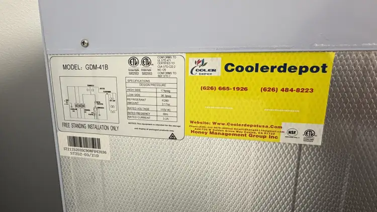 Used Coolerdepot GDM-41B Display Refrigerators Texas US | PT Medical Technologies #1458558