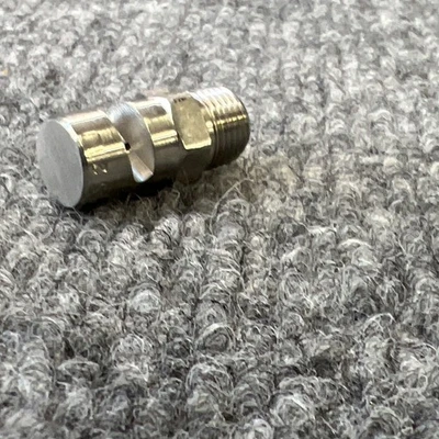 New | in-Stock Spraying System 1/8K 316SS 2 Valves/Fittings California US | Davliegogo LLC #1710208