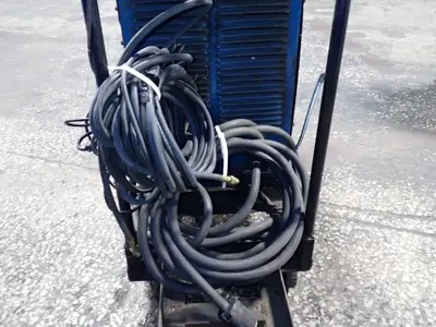 USED MILLER CP300