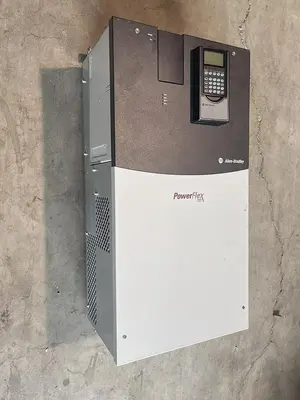 Allen Bradley 20BR180A0QYNAND0 SERIES B POWERFLEX 700 DRIVE VFD 150 HP S-153