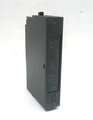 NEW SIEMENS 6ES7 131-4BD00-0AA0