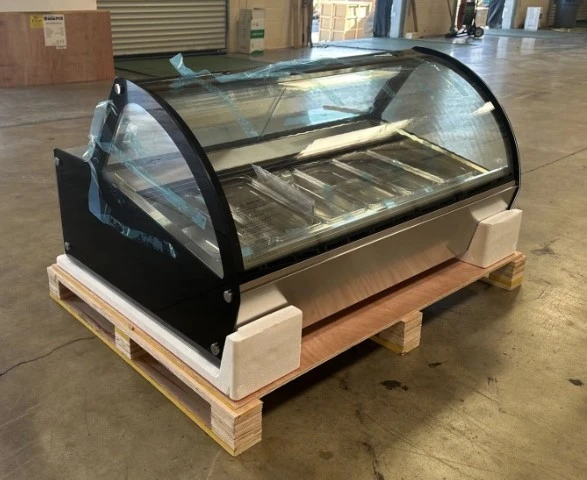 171-0152 6 Pan Self Contained Full Service Countertop Gelato Display Cooler