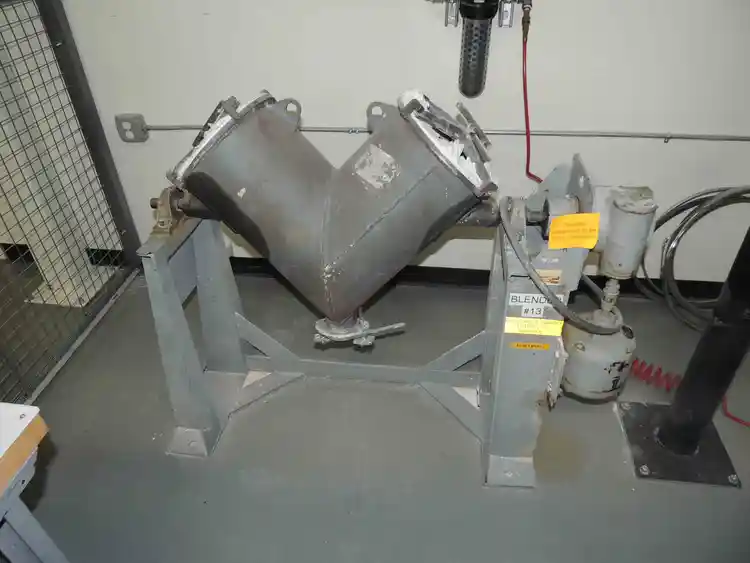Used PATTERSON-KELLEY TWIN SHELL DRY BLENDER Agitators, Blenders, Mixers New Jersey US | Phoenix Equipment Corp #175616