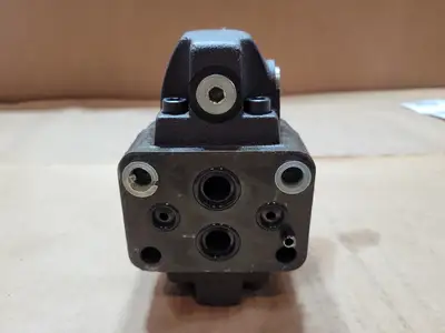 New | in-Stock VICKERS XG-03-1F-30 Valves/Fittings British Columbia CA | Lenmark #1440725