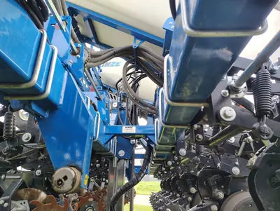 Used 2021 KINZE 3505 Planters Michigan US | Proxy Equipment #1426047