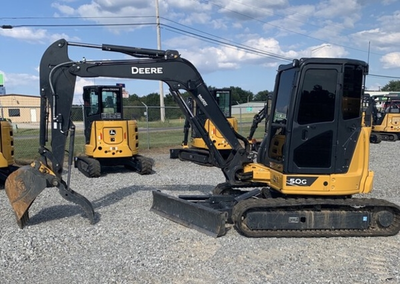 USED 2022 Deere 50G