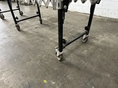 ULINE Expandable Conveyor
