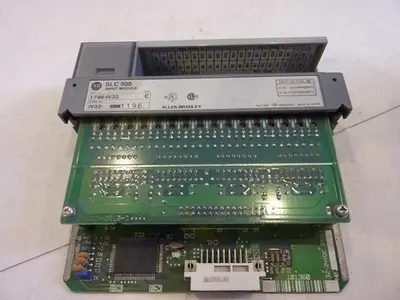 USED ALLEN BRADLEY 1746-IV32 SER C