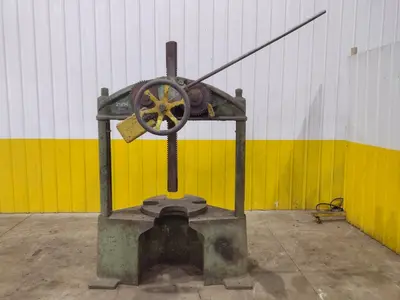 GREENERD #32 TWIN POST MANUAL ARBOR PRESS: YOBRO #25234