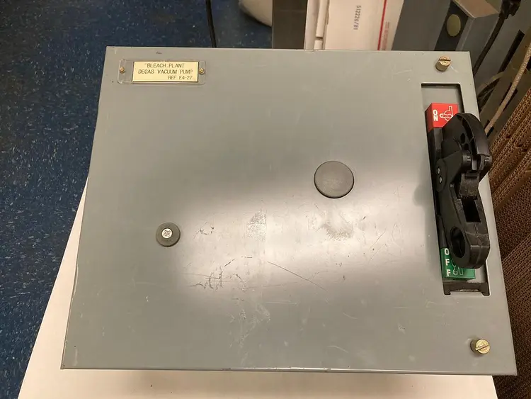 Used ALLEN-BRADLEY 2112B-BDB-6P-24R-41 Q Starters | Surplus Asset Holdings #1204340