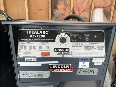 LINCOLN IDEALARC AC-1200 Welding Machinery (Other) | CNC Pro Equipment (2)
