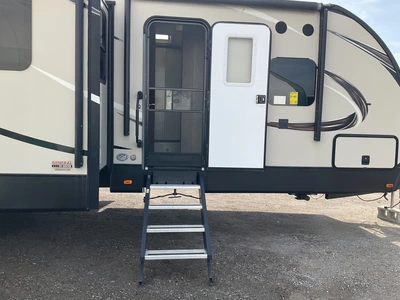Used 2017 FOREST RIVER LACROSSE Campers, Caravans, Motorhomes Michigan US | Miedema Asset Management Group #1411189