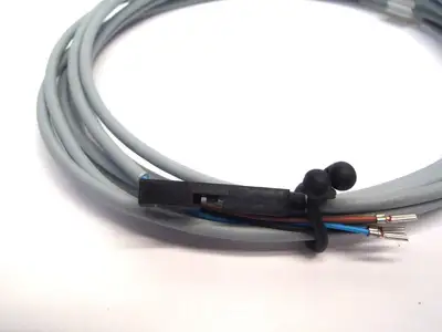 New | in-Stock Festo T-Slot Proximity Sensor 24VDC 2.5 Meter Proximity Sensors Michigan US | Maverick Industrial Sales #1398803