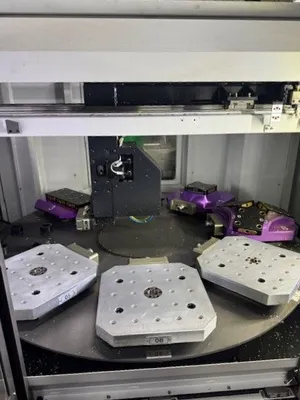 2022 DOOSAN DVF 5000 Vertical Machining Centers (5-Axis or More) | Machinery Network (8)