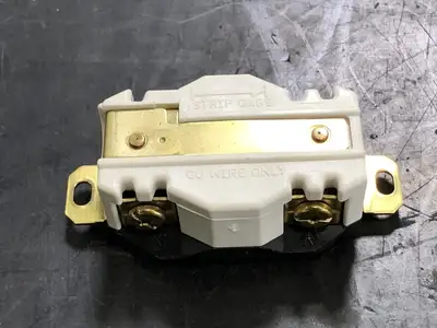 NEW HUBBELL HBL2430