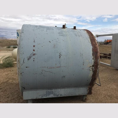 1500 Gallon Cherry Burrell Tanks
