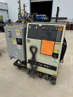 Used 2007 FANUC R2000IB/210F Robots Michigan US | Harbor Machinery Inc. #1280906