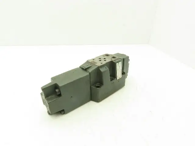 Rexroth 4WRZ 16 E2-150-31/6A24N9ETZ4/D2MR204 Proportional Directional Valve