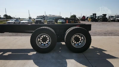 New | in-Stock 2025 WESTERN STAR 47X Cab Chassis trucks Texas US | Roll Off Truck World #1492024