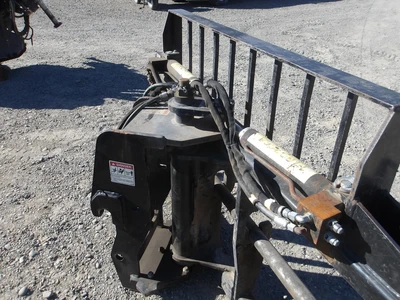 Used JCB 332/E5286 Pallet Forks California US | Western Trencher & Equipment, Inc. #1543435