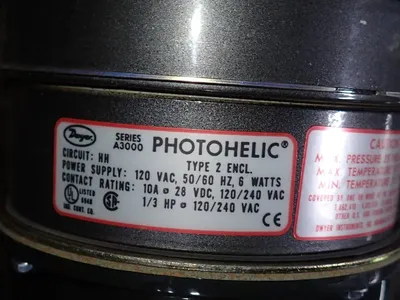 USED DWYER A3000