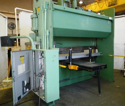 USED 1998 Cincinnati 90CBIIx8