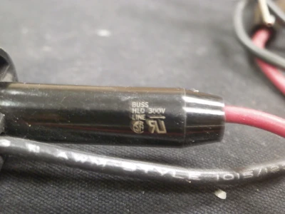 NEW BUSSMAN BUSSMAN 300V 15A FUSE HOLDER HLR