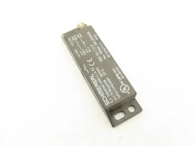 Schmersal BNS 33-11Z-ST Magnetic Safety Sensor 400mA 10W 60V AC/DC Lot of 2