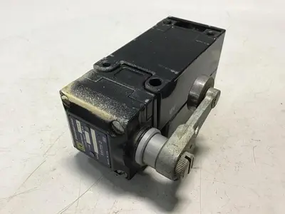 USED SQUARE D 9007-AEQ2699