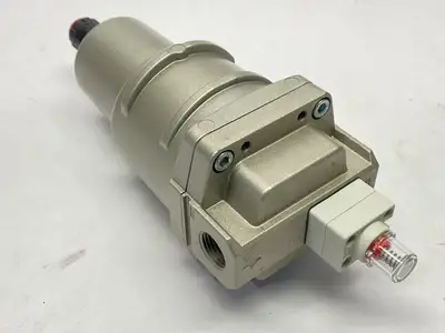 Used SMC Pneumatic Micro Mist Separator 3/8" NPT Air Filtration Units Michigan US | Maverick Industrial Sales #1391682
