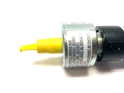 USED BOSCH REXROTH DIRECTIONAL SPOOL VALVE