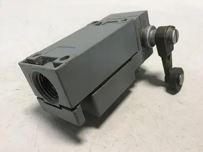 USED SQUARE D C68110