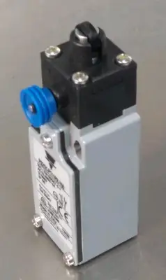 CARLO GAVAZZI PS21K-PT11PR-Y00 Limit Switch Loc4E21