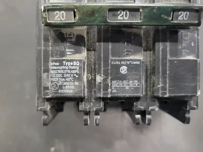 Used SIEMENS BQ3B020 Switchgears British Columbia CA | Lenmark #242030