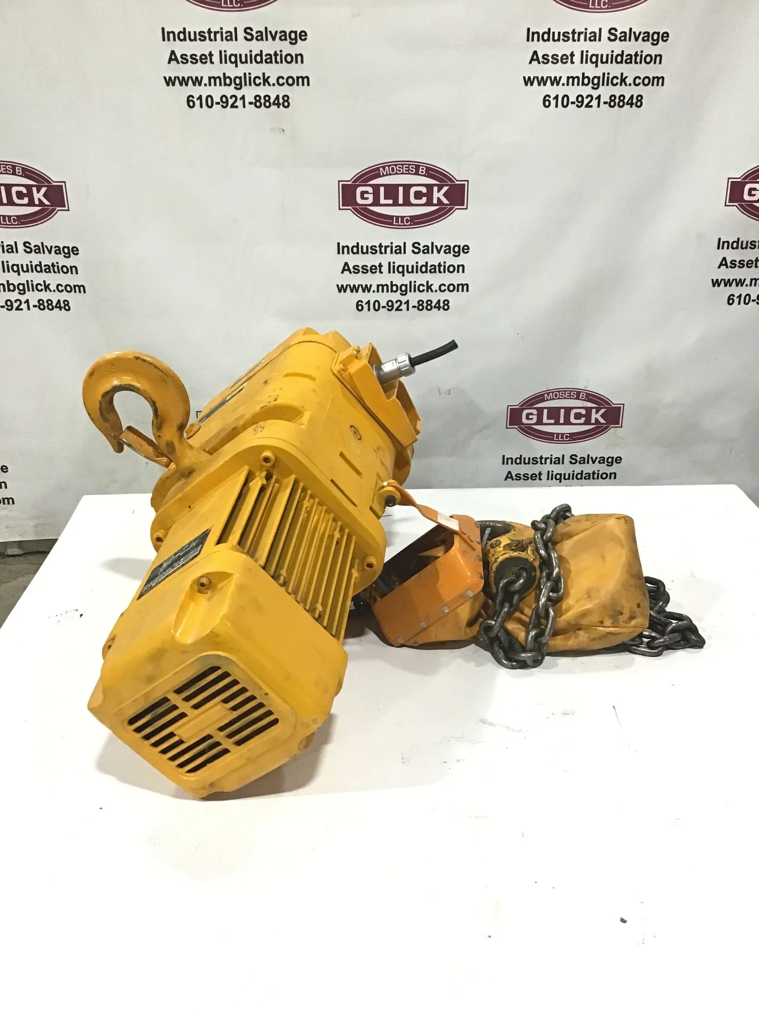 Harrington 2 Ton Electric Chain Hoist 15/5 FT/Min w/ 3 Phase Induction Motor