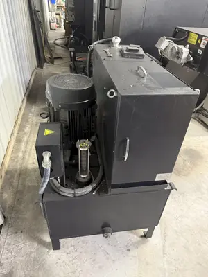 USED 2017 OKK HMC 500