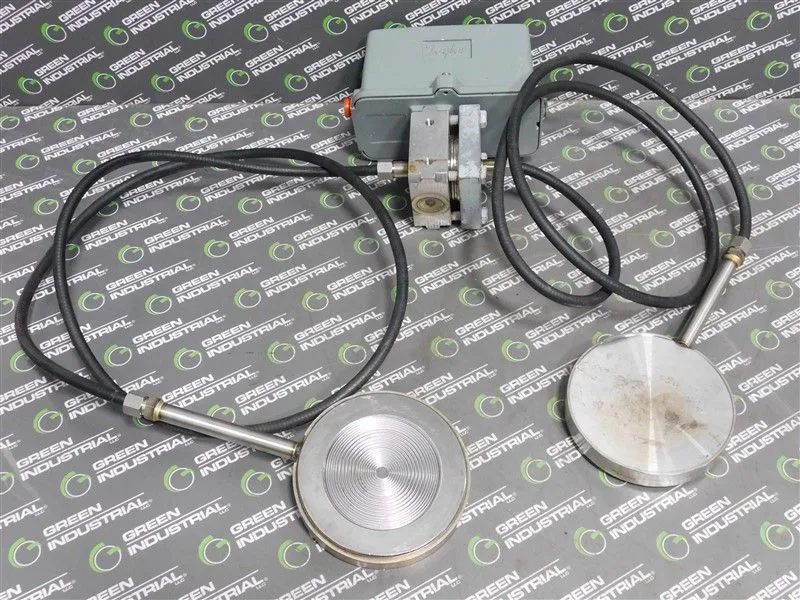 Taylor 323TD00763-00-05(87)-15337A Pneumatic Transmitter Span Adj 20/250 In New