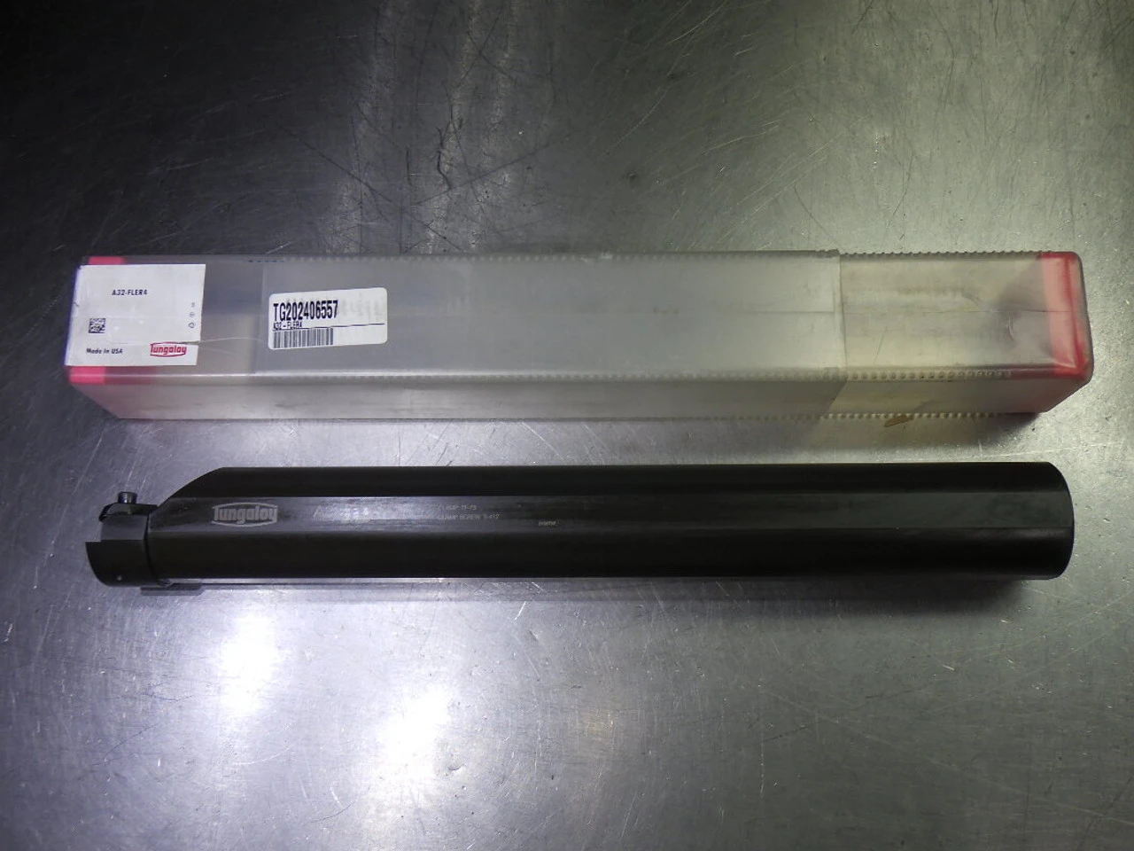 Tungaloy 2.75" Coolant Thru Boring Bar 2" Shank A32-FLER4 (LOC2668C)