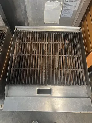 Used DUKERS _UNKNOWN_ Broilers Florida US | BAM Discount Restaurant Equipment #1353595