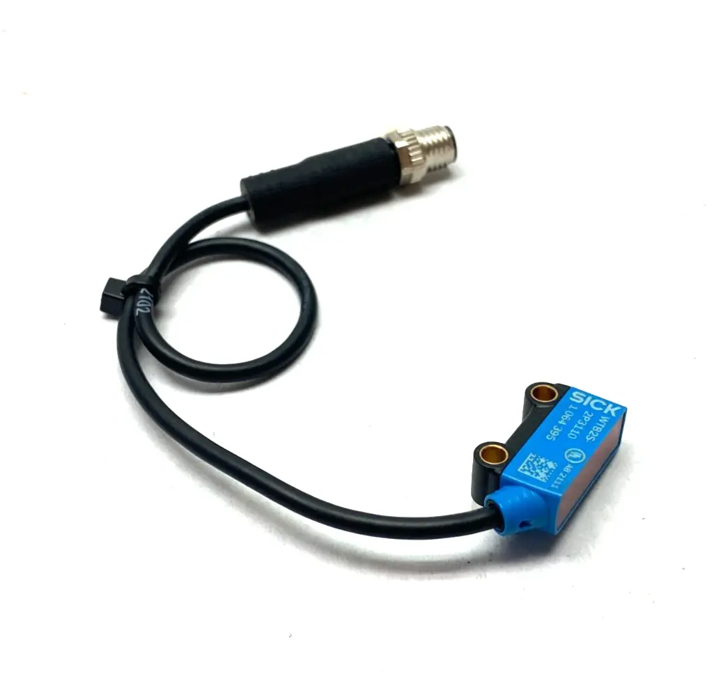 USED MAVERICK INDUSTRIAL SALES PHOTOELECTRIC PROXIMITY SENSOR W/ BACKGROUND SUPP.