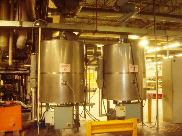 2,200L S/S JKTD Enclosed Mixing Tank