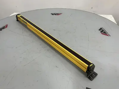 USED BANNER ENGINEERING SLSE30-750Q8