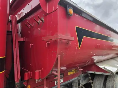 USED 2016 RELIANCE 15 FT